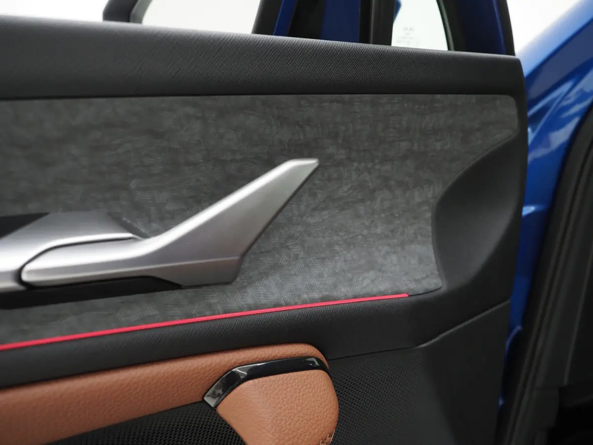 1.5 TSI PHEV | Leder | Matrix LED | Head Up | Camera | Sfeerlicht | Keyless | Adaptive Cruise | Memory | Carplay