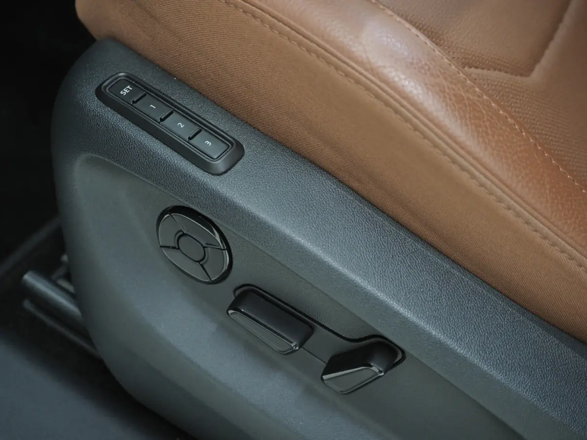 1.5 TSI PHEV | Leder | Matrix LED | Head Up | Camera | Sfeerlicht | Keyless | Adaptive Cruise | Memory | Carplay