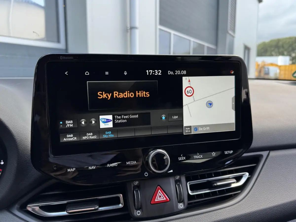1.0 T-GDi MHEV Comfort Smart | LED | Carplay | Camera | Cruise | Trekhaak | Navigatie | Climate