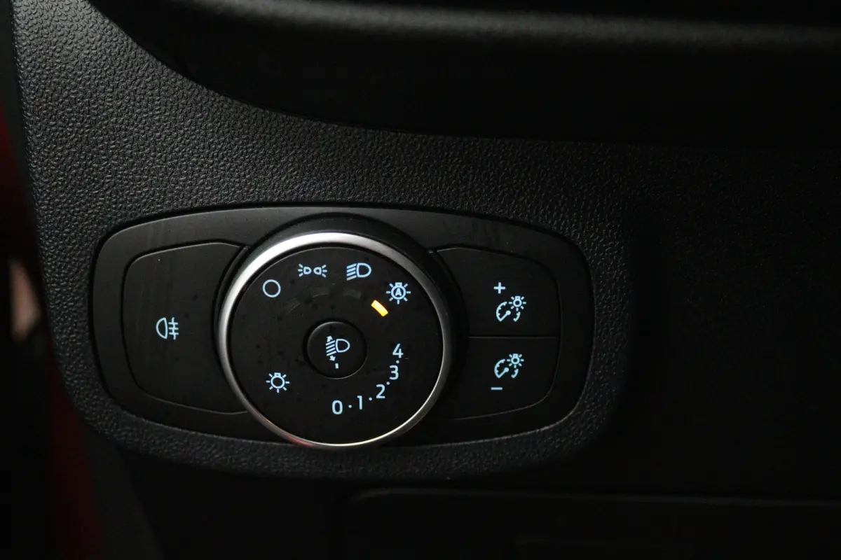 1.0 EcoBoost Connected (CRUISE CONTROL, NAVIGATIE, PARKEERSENSOREN)