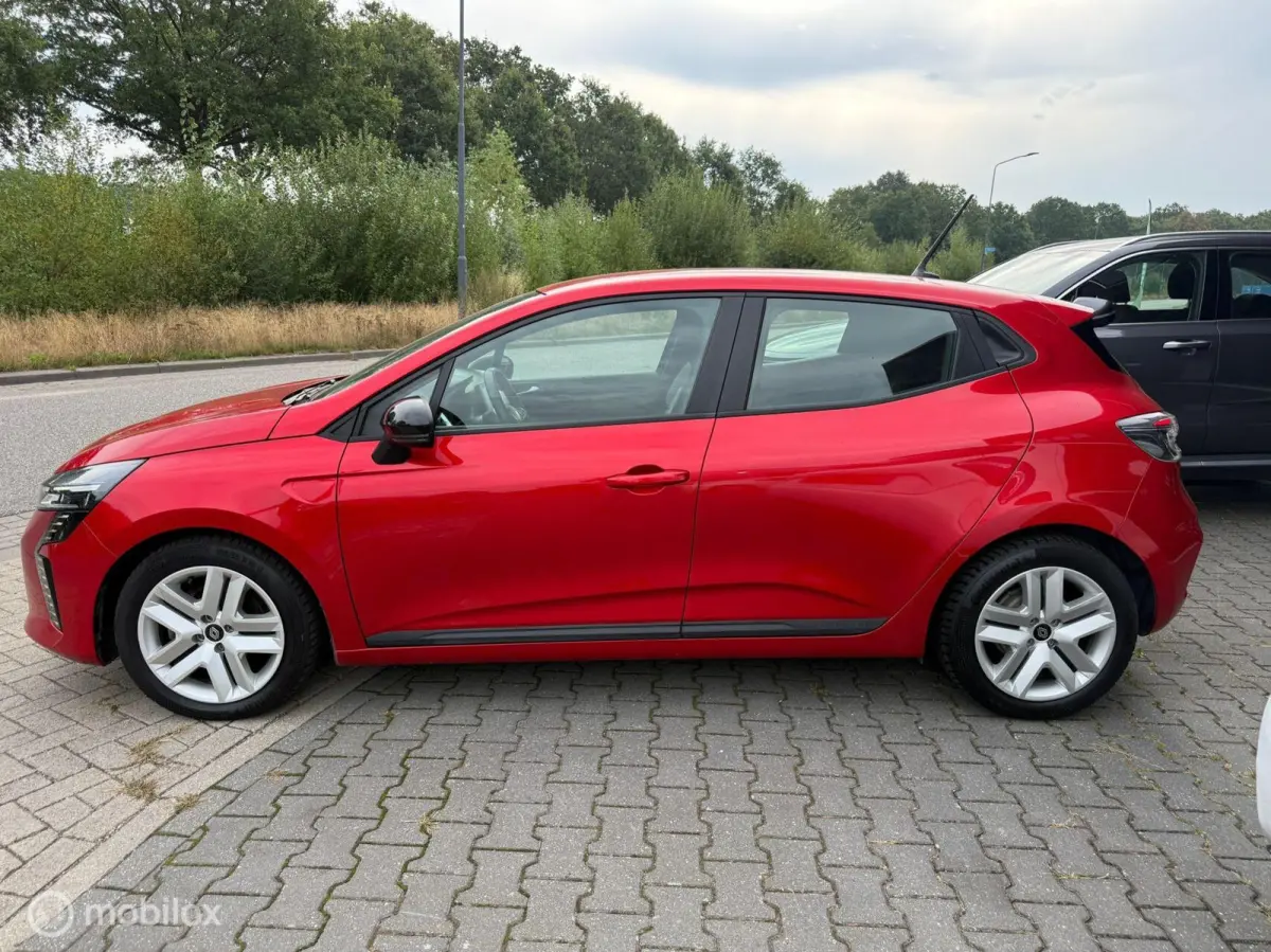1.6 E-Tech Hybrid 145 Evolution 11-2023