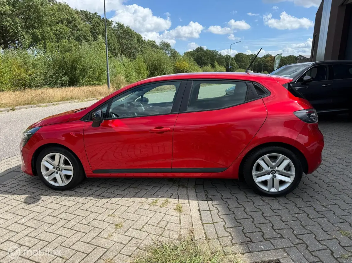 1.6 E-Tech Hybrid 145 Evolution 11-2023
