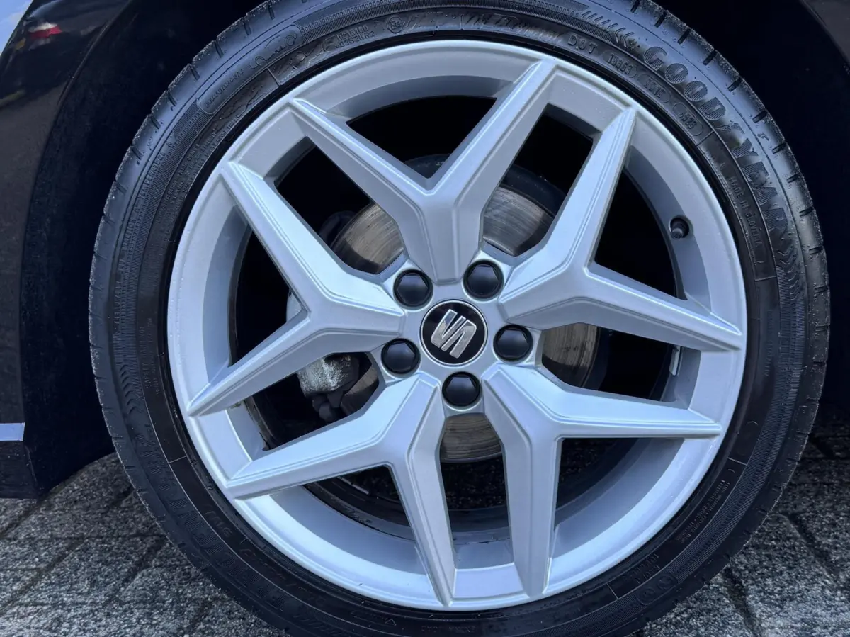 1.0 TSI FR Business Intense
