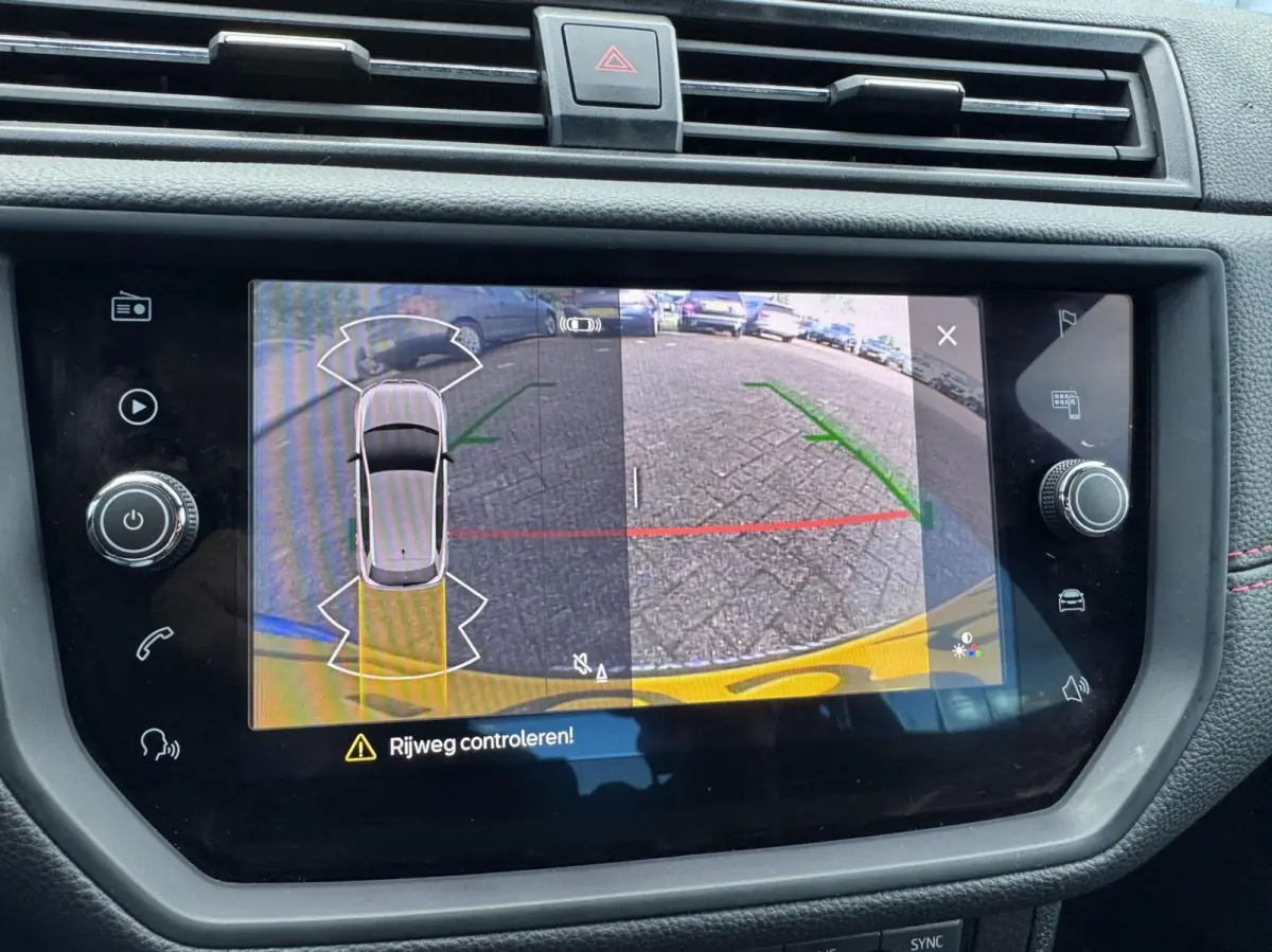 1.0 TSI FR Business Intense
