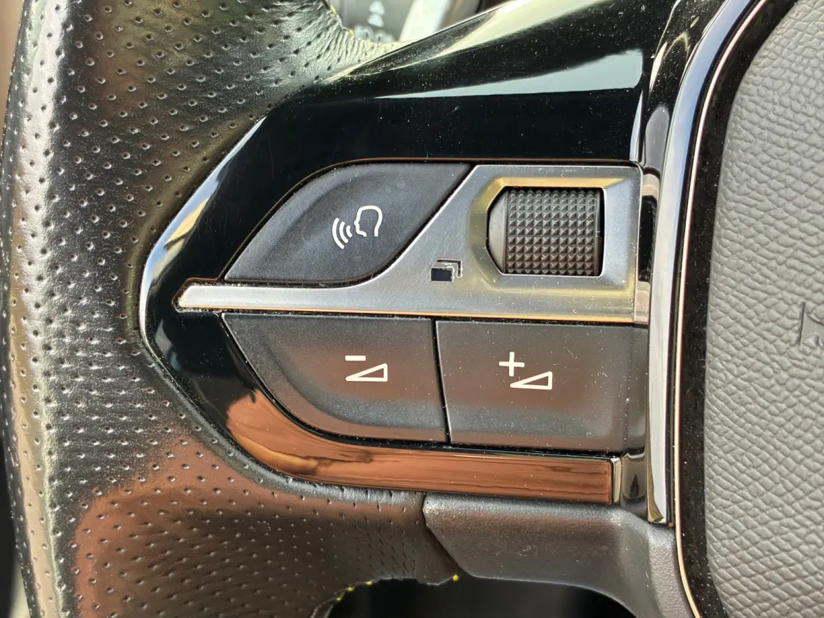 1.2 PureTech GT |2e Eigenaar|Automaat|D-riem v.v.|Panoramadak|Navigatie|Camera|Cruise|Climatronic|Dealer Onderhouden|