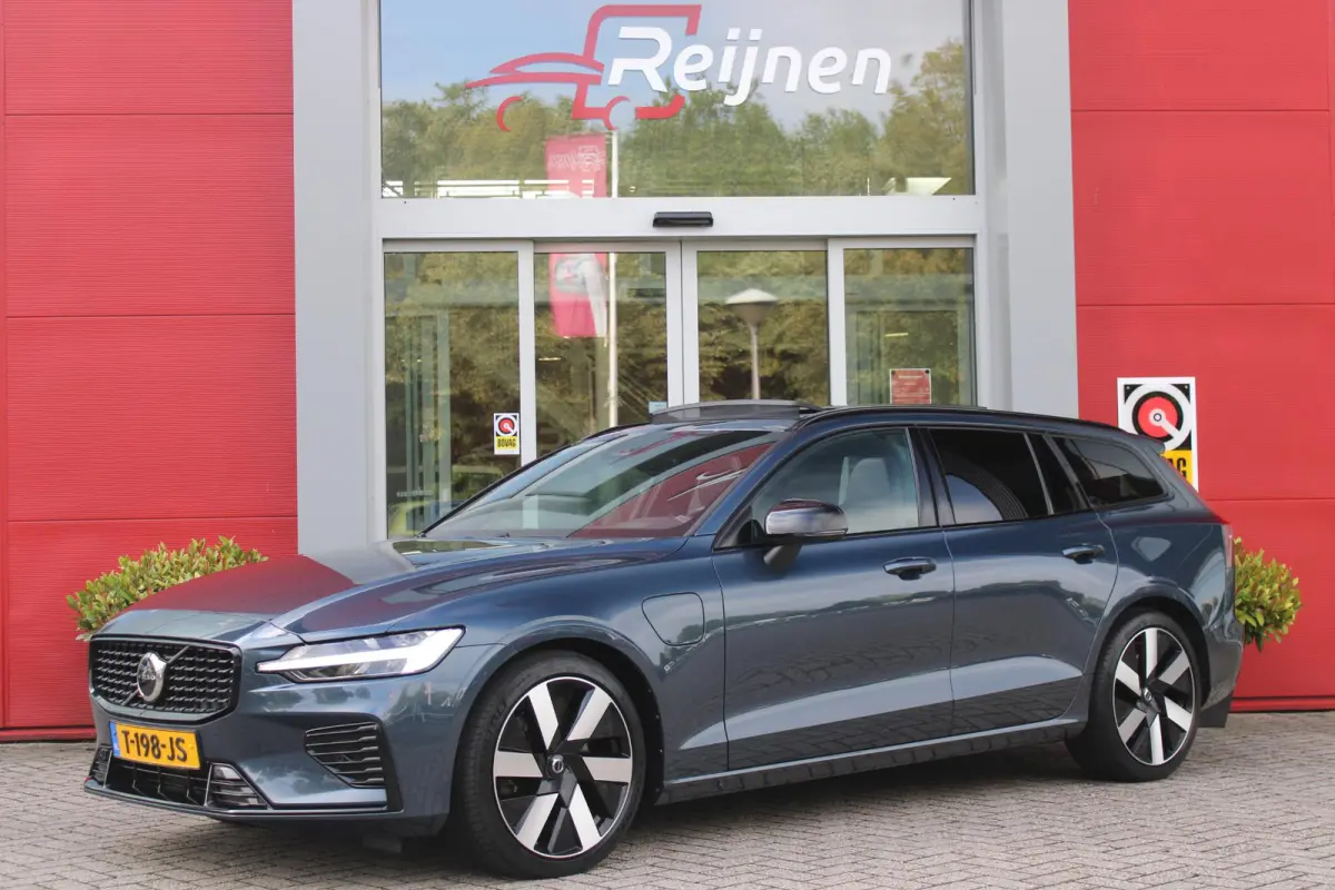 2.0 T6 Plug-in hybrid 350PK AWD PLUS DARK | LONG RANGE | PANORAMISCH SCHUIF/KANTELDAK | NAVIGATIE VIA GOOGLE AUTO | APPLE CARPLAY / ANDROID AUTO | FULL-LED KOPLAMPEN | 125319" 6-SPAAKS BLACK