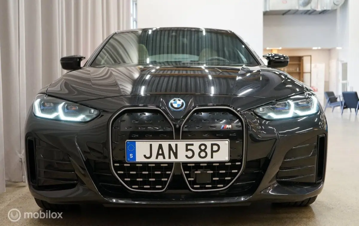 M50 High Executive 84 kWh, laser, H/K, Dak, trekhaak