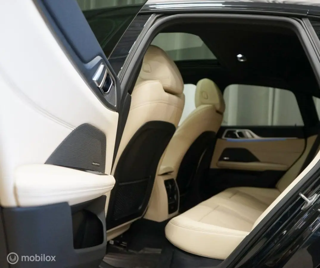 M50 High Executive 84 kWh, laser, H/K, Dak, trekhaak