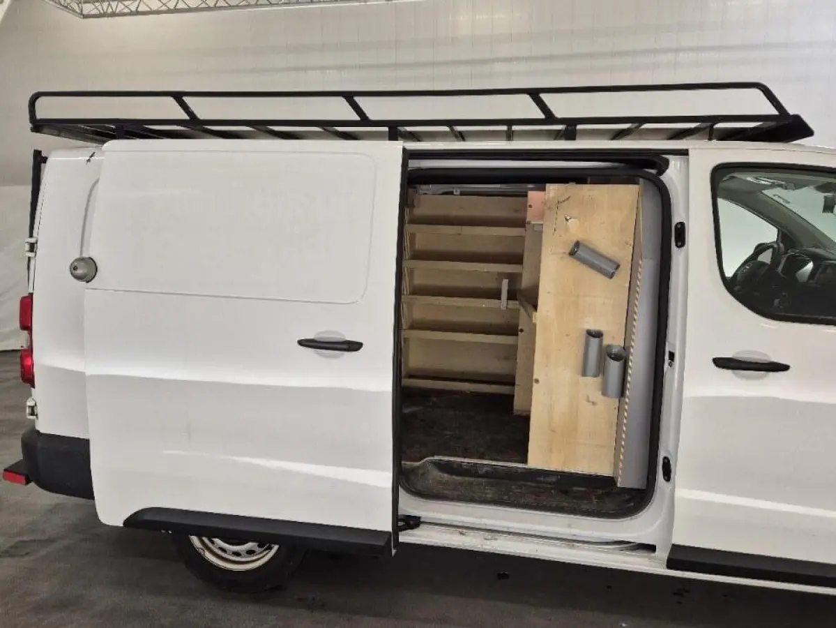2.0 CDTI L3H1 IMPERIAAL TREKHAAK 2500KG