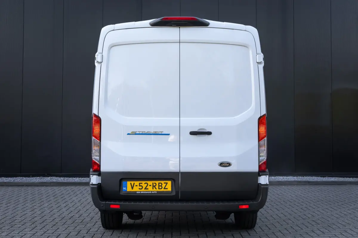 350 L3H2 Trend | PRO POWER ON BOARD | CAMERA | SCHERM 12'' |