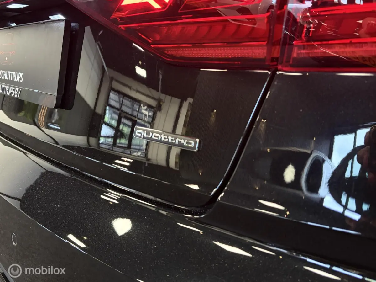 60 TFSI S-LINE 4WS / BLACK OPTIC+ / MATRIX / BOWERS & WILKINS / 21" / PANO / VALCONA / SFEER / STOELVERW. / STOELKOELING /