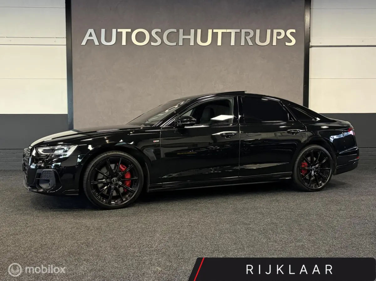 60 TFSI S-LINE 4WS / BLACK OPTIC+ / MATRIX / BOWERS & WILKINS / 21" / PANO / VALCONA / SFEER / STOELVERW. / STOELKOELING /