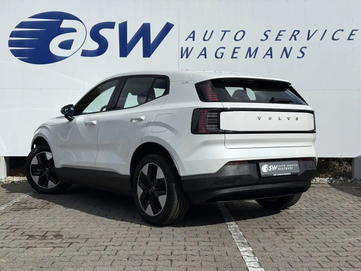 Single Motor Extended Range Core 69 kWh | ACC | Parelmoer | Camera | 18 inch