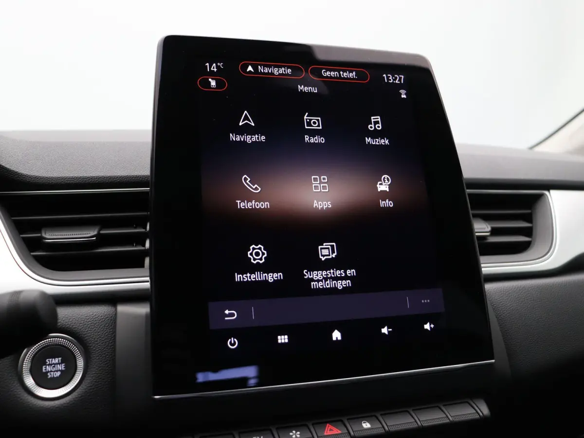 E-Tech Hybrid 145pk Techno | Grootscherm navigatie | Digitaal dashboard | Achteruitrijcamera | Parkeersensoren voor/achter |