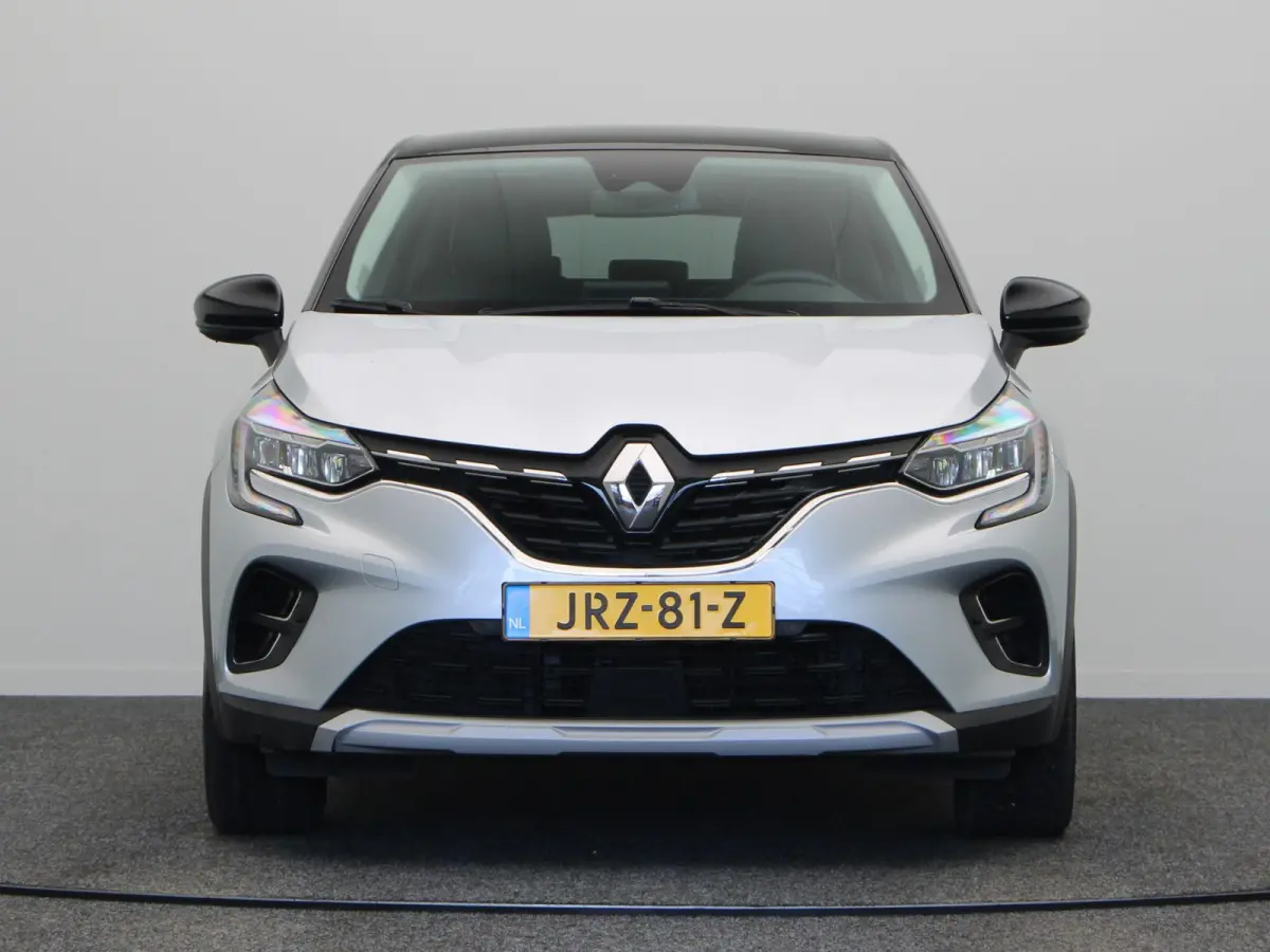 E-Tech Hybrid 145pk Techno | Grootscherm navigatie | Digitaal dashboard | Achteruitrijcamera | Parkeersensoren voor/achter |