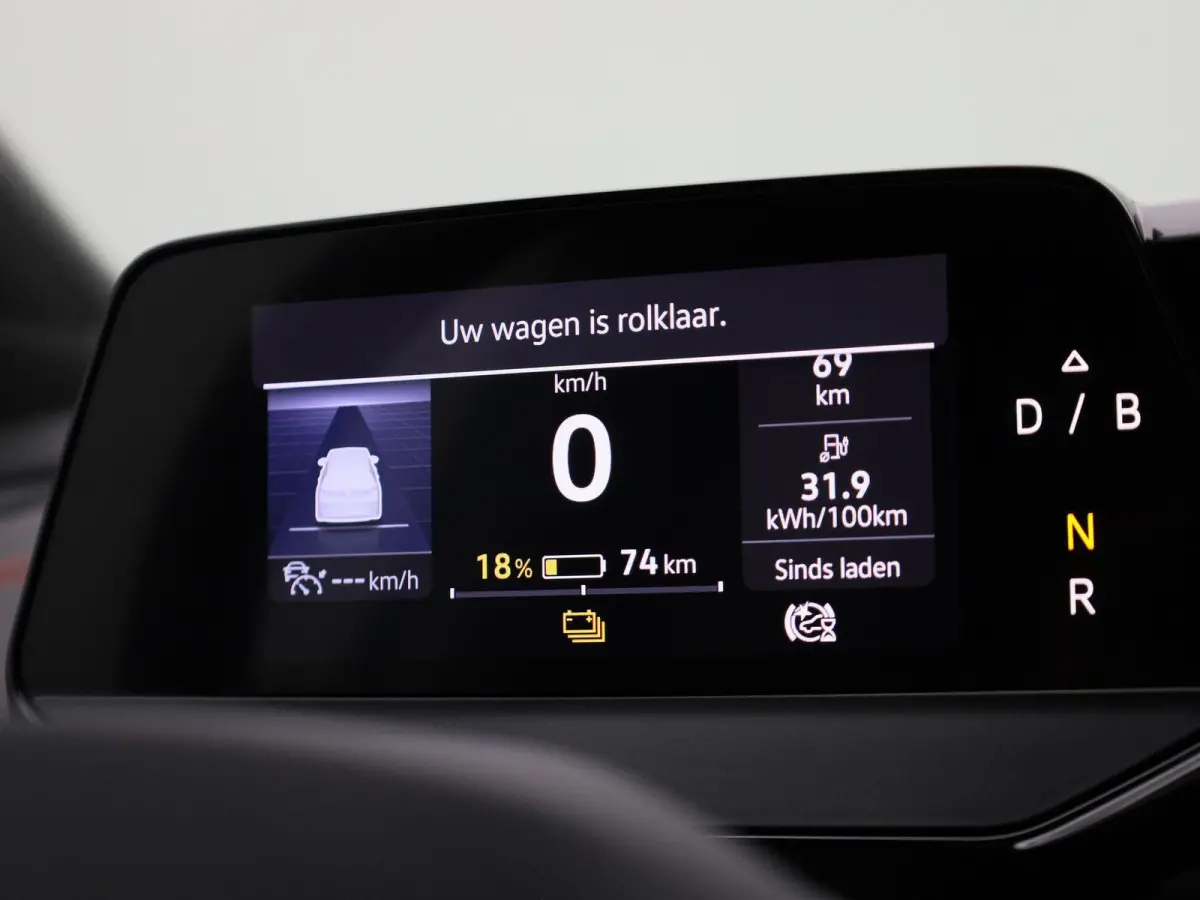 ID.5 GTX 77 kWh 299 PK| Dealeronderhouden | Warmtepomp | Trekhaak | Panoramdak | Navigatie | Achteruitrijcamera | Stoelverwarming | Stuurwielverwarming
