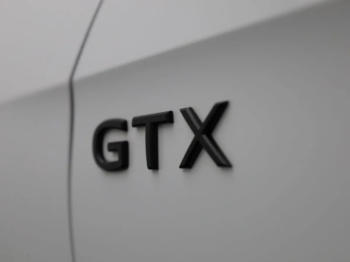 ID.5 GTX 77 kWh 299 PK| Dealeronderhouden | Warmtepomp | Trekhaak | Panoramdak | Navigatie | Achteruitrijcamera | Stoelverwarming | Stuurwielverwarming