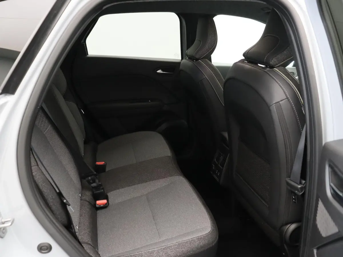 1.8 E-Tech full hybrid 160 techno | Automaat | Climate Control | Cruise Control |