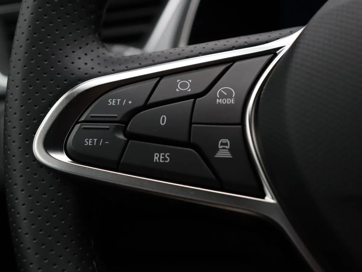 1.8 E-Tech full hybrid 160 techno | Automaat | Climate Control | Cruise Control |