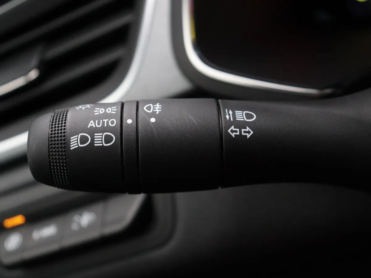 1.8 E-Tech full hybrid 160 techno | Automaat | Climate Control | Cruise Control |