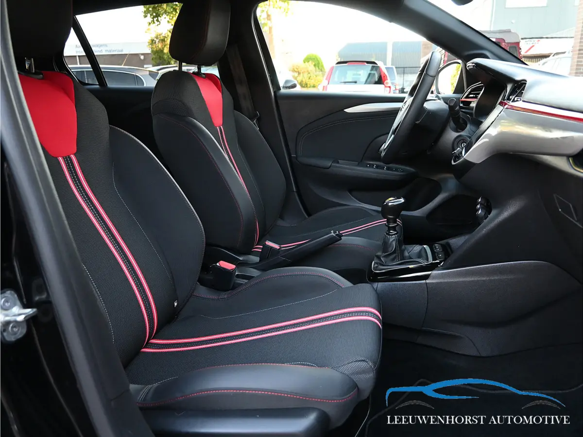 1.2 Level 4, climate, cruise, camera, LED, Apple Car Play, laneassist, NL- dealerauto