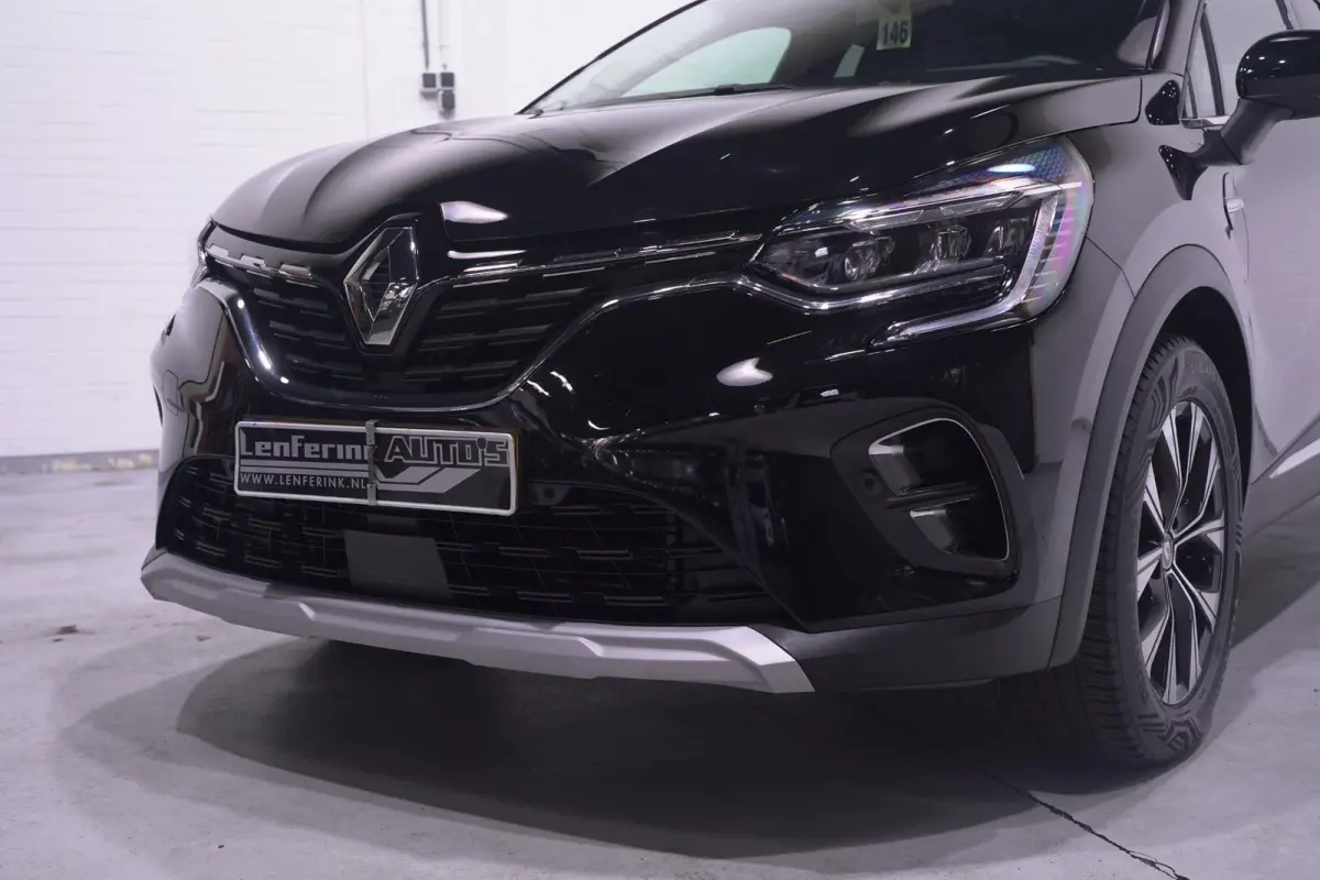 1.6 E-Tech full hybrid 145 techno NAP 1e Eigenaar Navi Apple Carplay Privacyglas achteruitrijcamera Trekhaak PDC V+A Clima LMV "17"