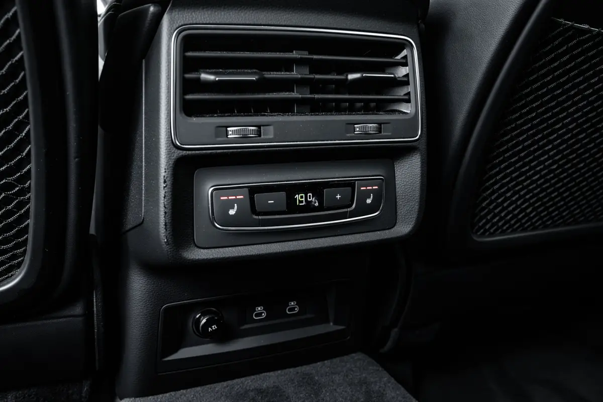 TFSI e quattro 290 kW | Panoramadak | HUD | Bang & Olufsen | 360 Camera | Servosluiting |
