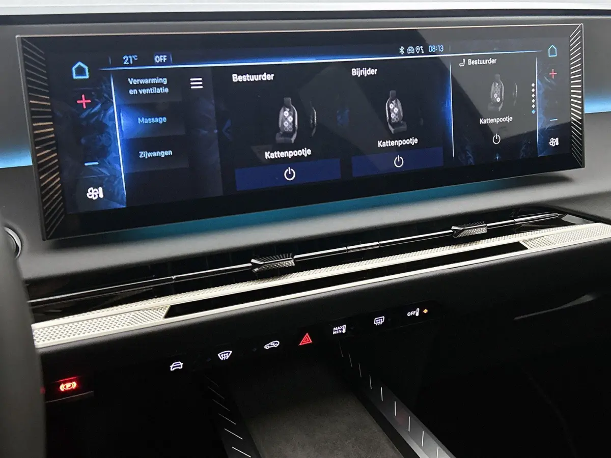 AWD Long Range Étoile Absolute Comfort Tech 97 kWh | 360 Camera | Adaptieve Cruise Control | Head-Up Display | Climate Control | Glazendak | Afneembare Trekhaak | Elektrische Klep | Elektri