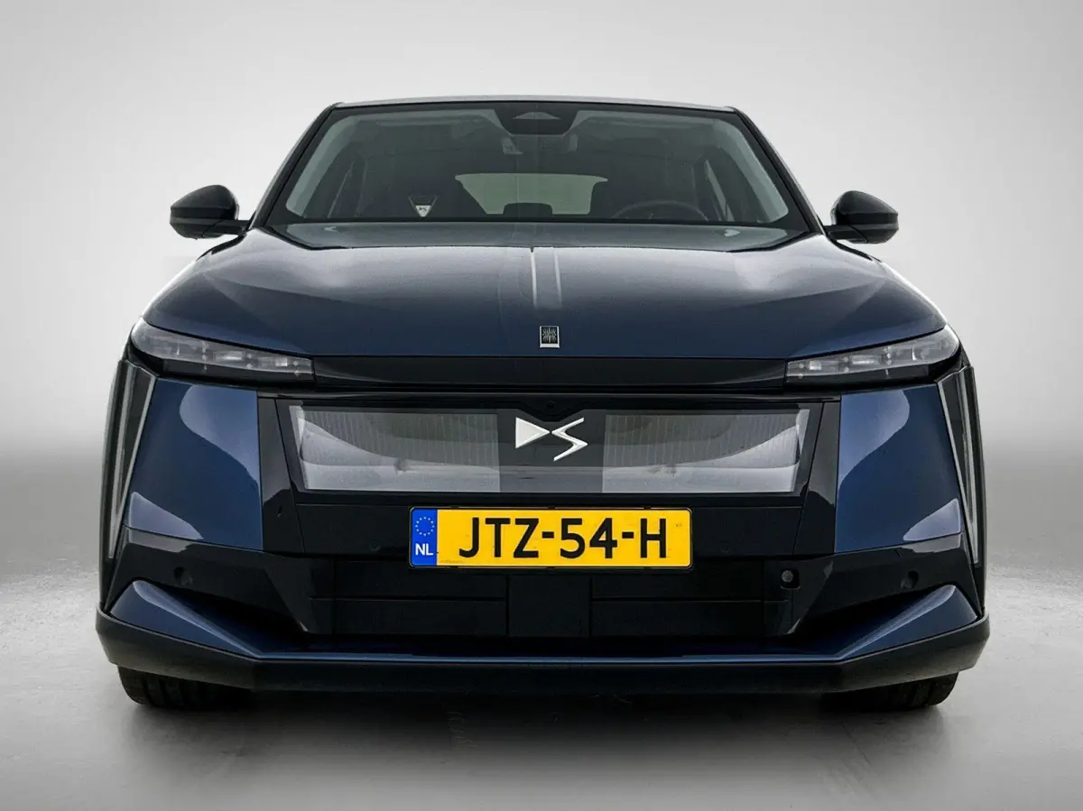 AWD Long Range Étoile Absolute Comfort Tech 97 kWh | 360 Camera | Adaptieve Cruise Control | Head-Up Display | Climate Control | Glazendak | Afneembare Trekhaak | Elektrische Klep | Elektri