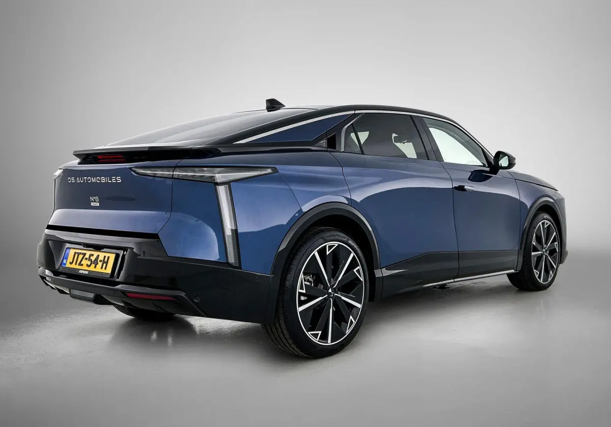 AWD Long Range Étoile Absolute Comfort Tech 97 kWh | 360 Camera | Adaptieve Cruise Control | Head-Up Display | Climate Control | Glazendak | Afneembare Trekhaak | Elektrische Klep | Elektri