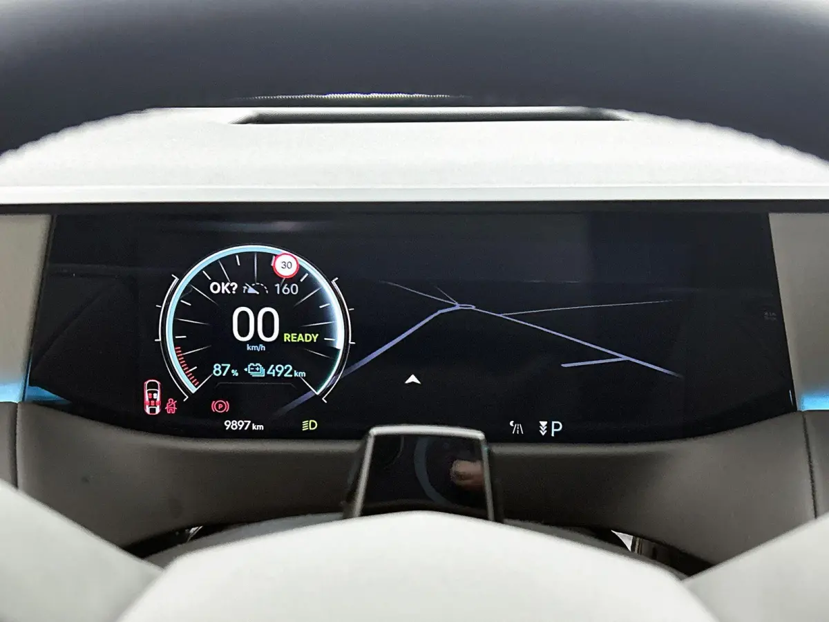 AWD Long Range Étoile Absolute Comfort Tech 97 kWh | 360 Camera | Adaptieve Cruise Control | Head-Up Display | Climate Control | Glazendak | Afneembare Trekhaak | Elektrische Klep | Elektri