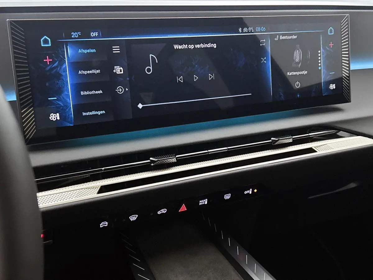 AWD Long Range Étoile Absolute Comfort Tech 97 kWh | 360 Camera | Adaptieve Cruise Control | Head-Up Display | Climate Control | Glazendak | Afneembare Trekhaak | Elektrische Klep | Elektri