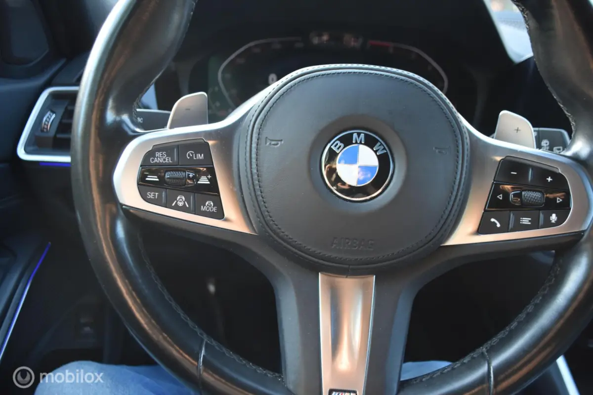 330i High Exe Edition M sport
