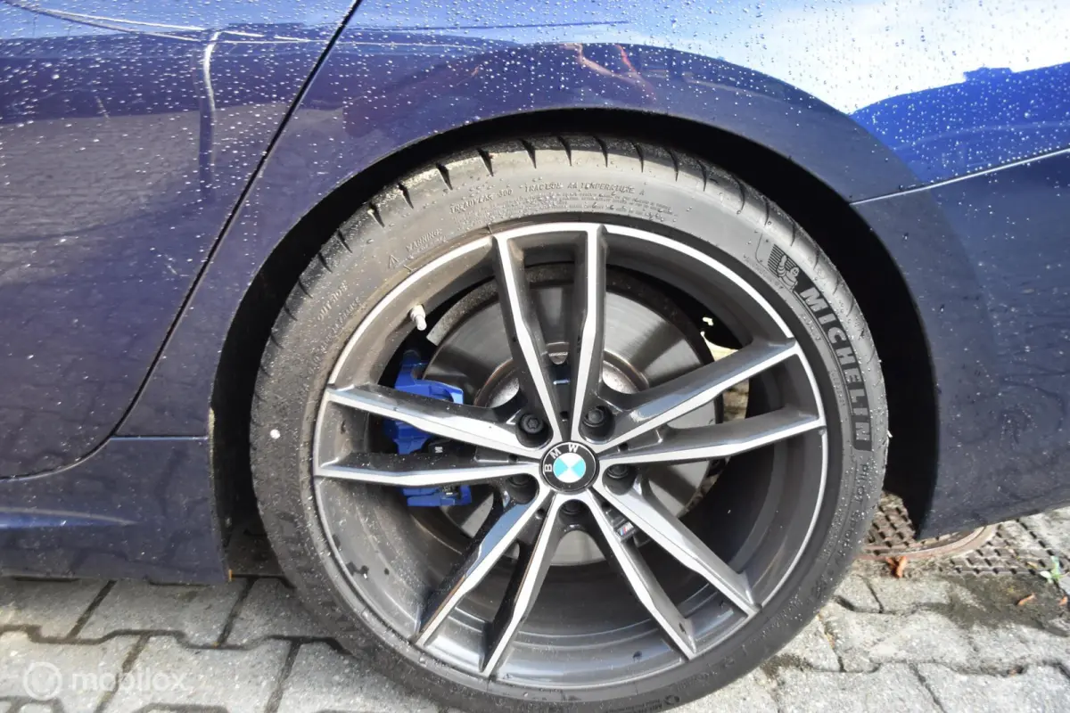 330i High Exe Edition M sport