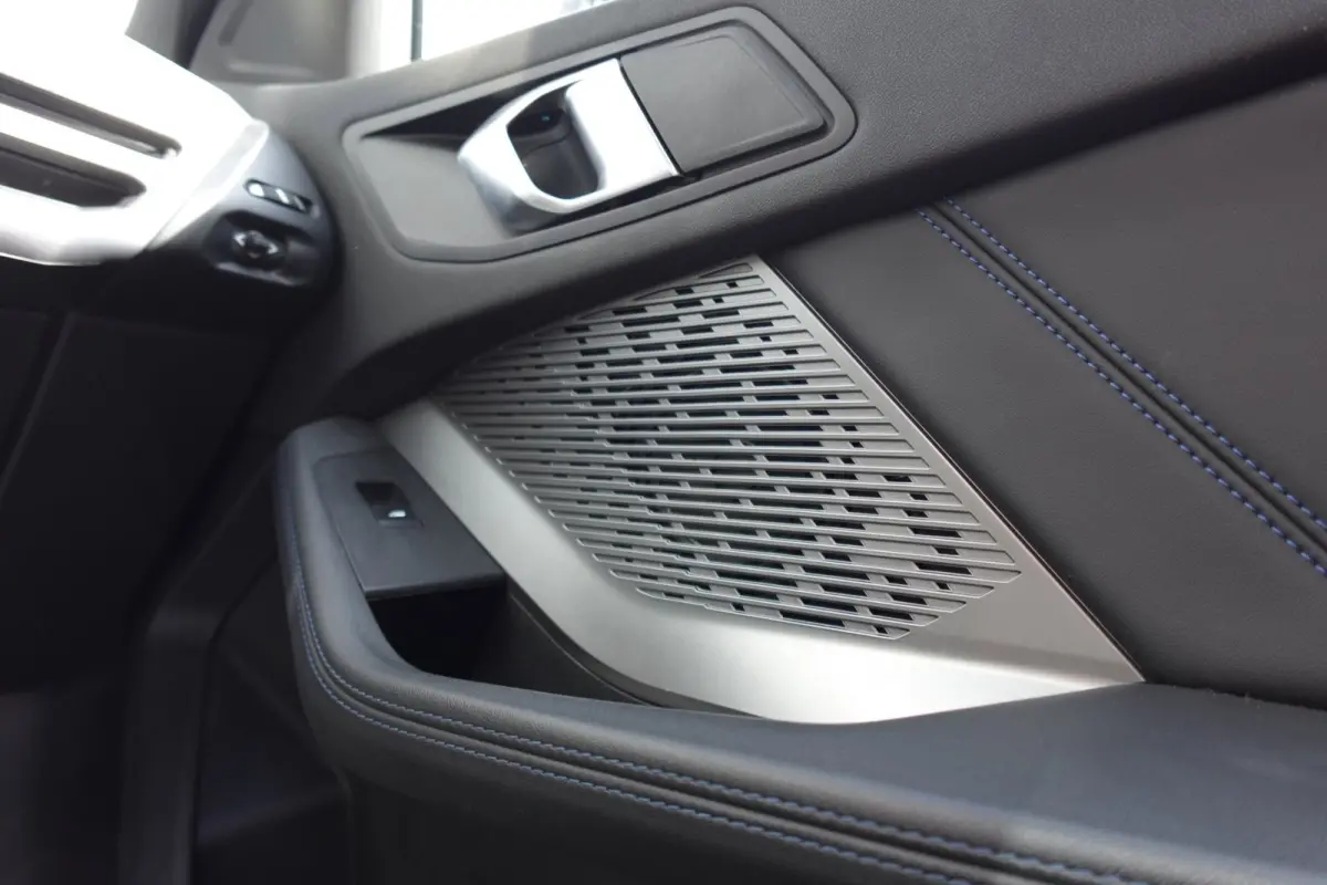 120 M Sport Design Edition PANO KEYLESS CAM