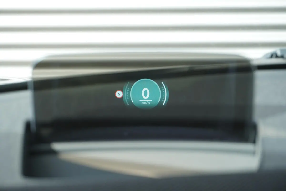 Cooper E John Cooper Works | Pakket XL | Glazen Panoramadak | Elektrisch verstelbare stoelen met massage | Harman Kardon | Head-Up Display | Stuur- & Stoelverwarming | Active Cruise Control 
