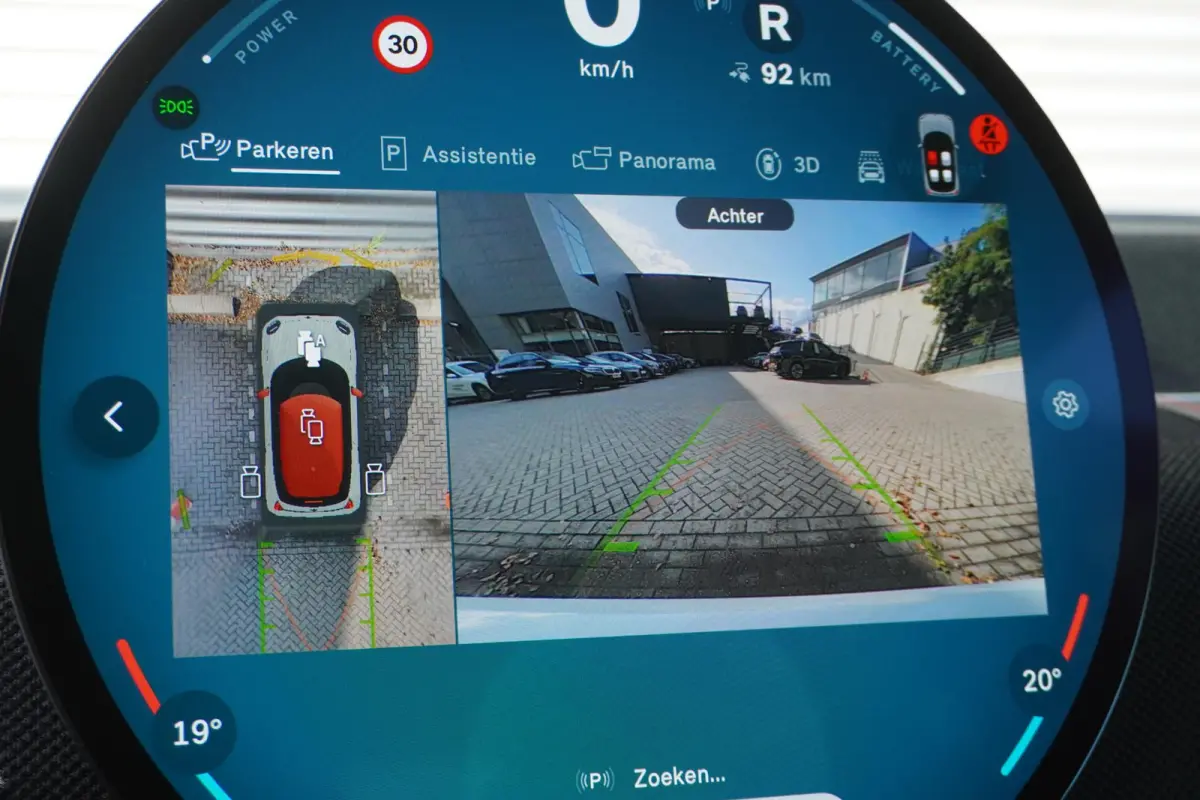 Cooper E John Cooper Works Pakket XL | Glazen Panoramadak | Elektrisch verstelbare stoelen met massage | Harman Kardon | Head-Up Display | Stuur- & Stoelverwarming | Active Cruise Control | 