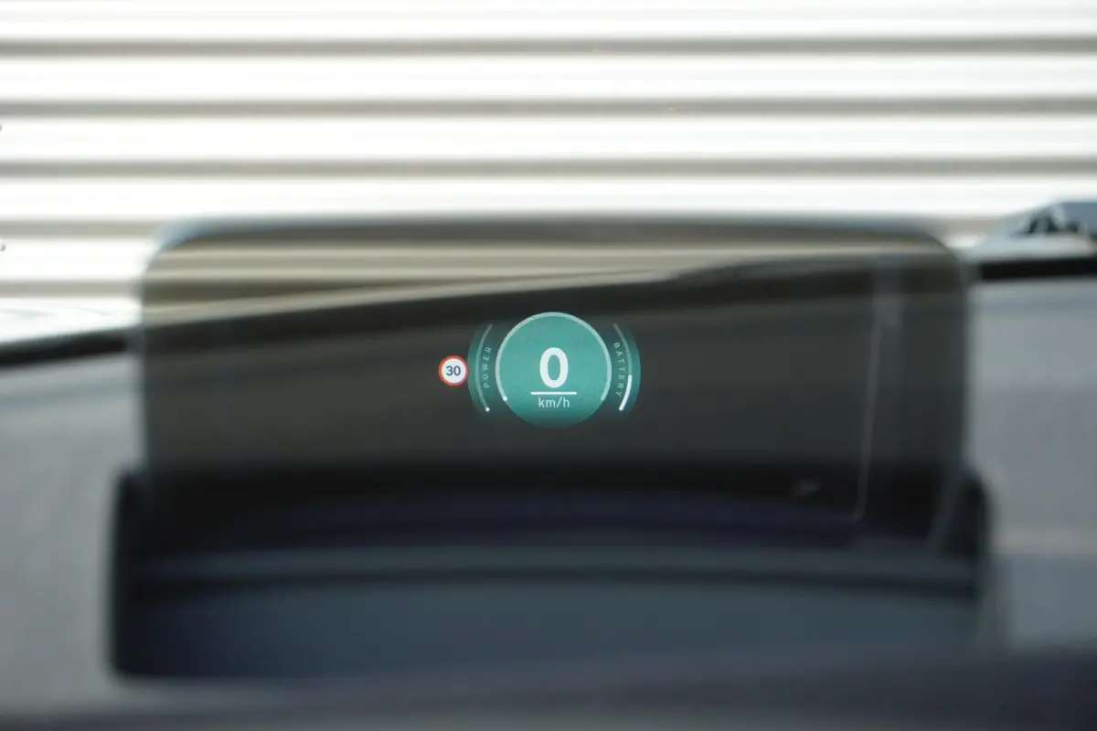 Cooper E John Cooper Works Pakket XL | Glazen Panoramadak | Elektrisch verstelbare stoelen met massage | Harman Kardon | Head-Up Display | Stuur- & Stoelverwarming | Active Cruise Control | 