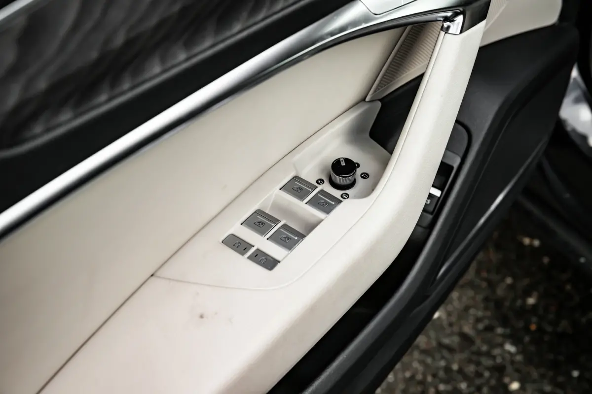50 TFSI e quattro Advanced edition | Bang & Olufsen | Memory | Stoelventilatie | | Apple Carplay/Android Auto|telefoonintegratie premium | Comfortstoel(en) | Cruise control adaptief met Stop