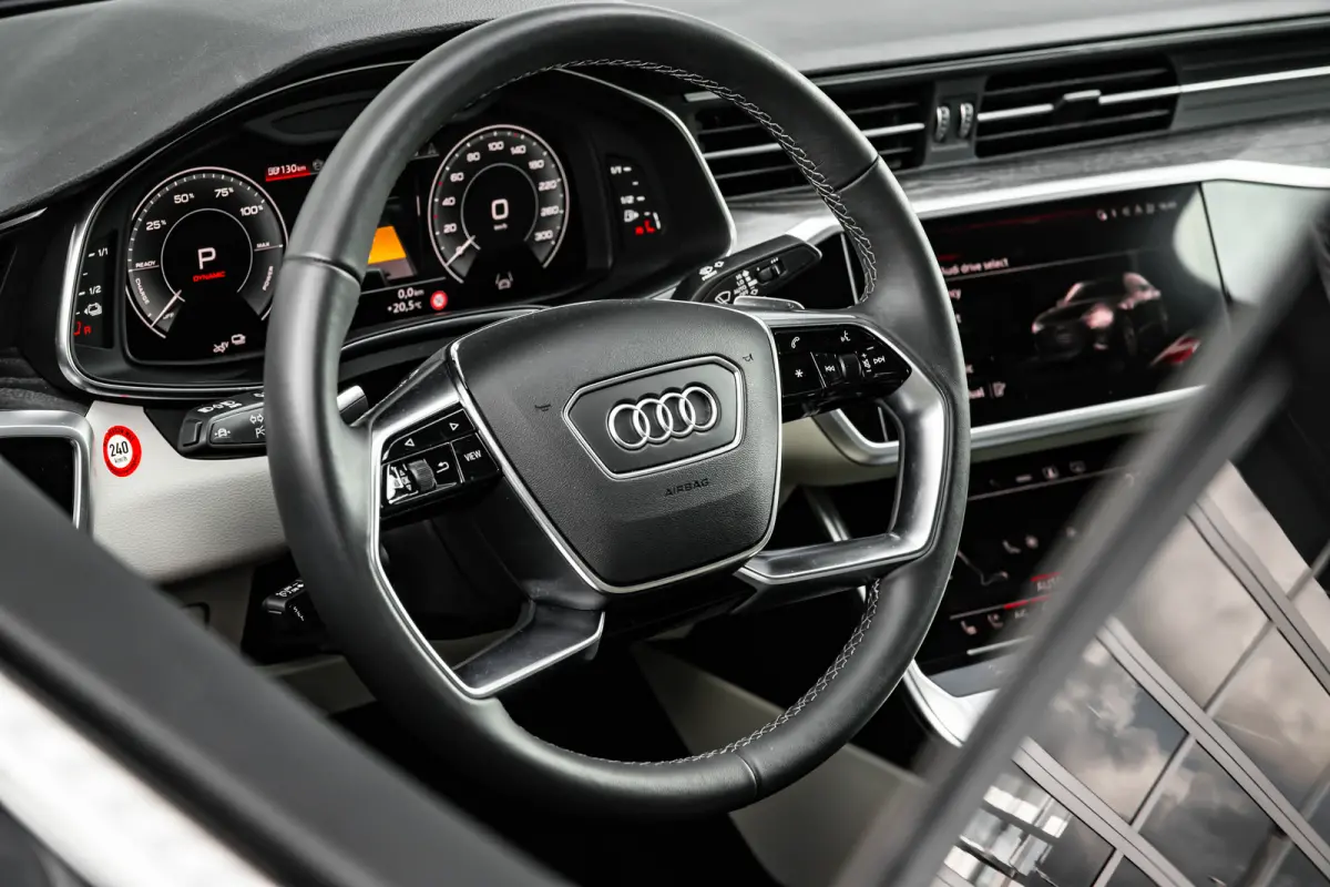 50 TFSI e quattro Advanced edition | Bang & Olufsen | Memory | Stoelventilatie | | Apple Carplay/Android Auto|telefoonintegratie premium | Comfortstoel(en) | Cruise control adaptief met Stop