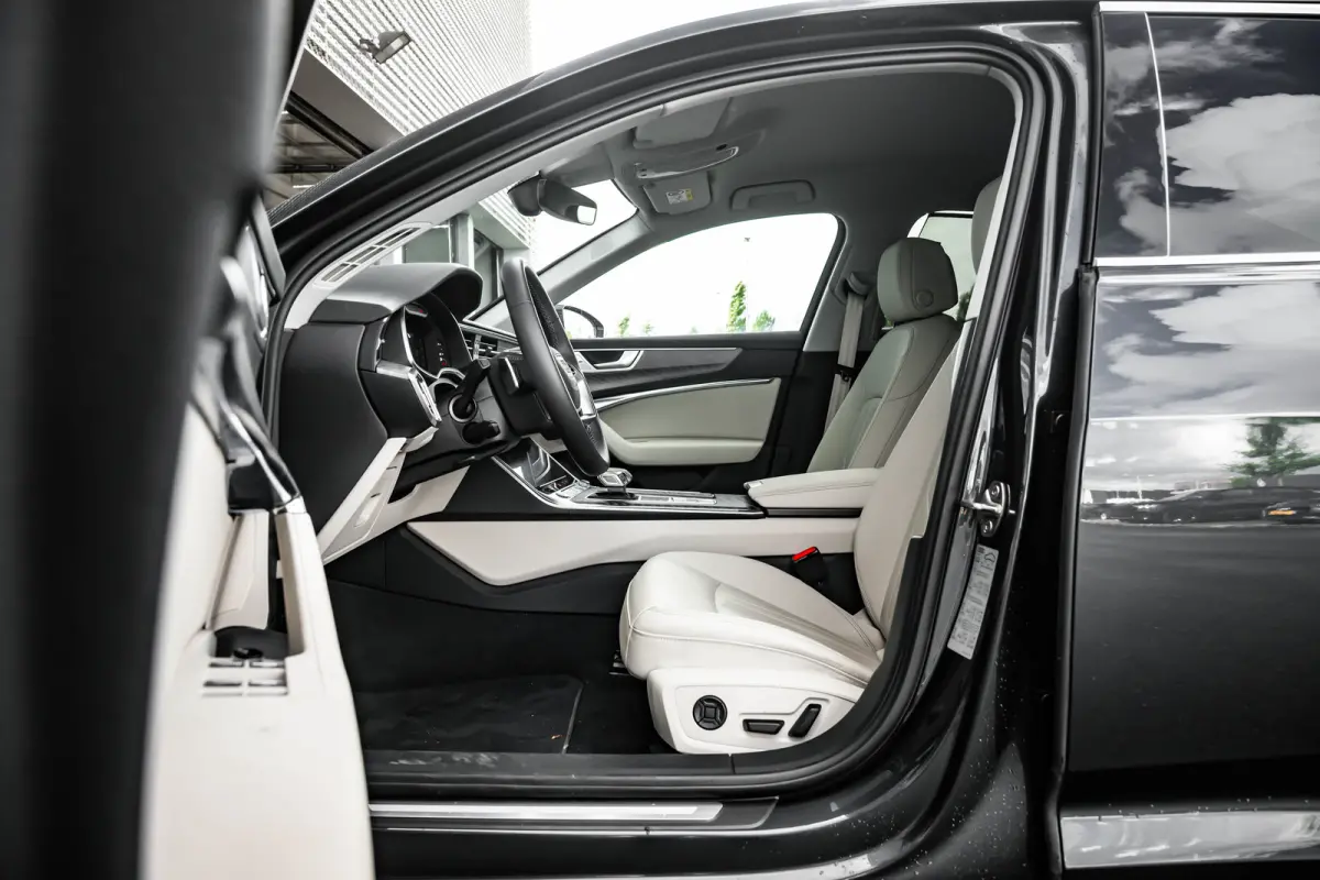 50 TFSI e quattro Advanced edition | Bang & Olufsen | Memory | Stoelventilatie | | Apple Carplay/Android Auto|telefoonintegratie premium | Comfortstoel(en) | Cruise control adaptief met Stop