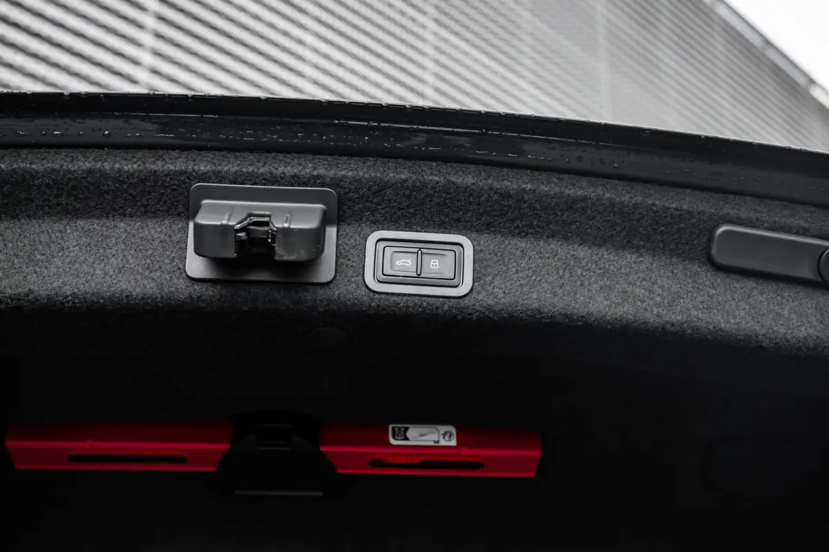50 TFSI e quattro Advanced edition | Bang & Olufsen | Memory | Stoelventilatie | | Apple Carplay/Android Auto|telefoonintegratie premium | Comfortstoel(en) | Cruise control adaptief met Stop