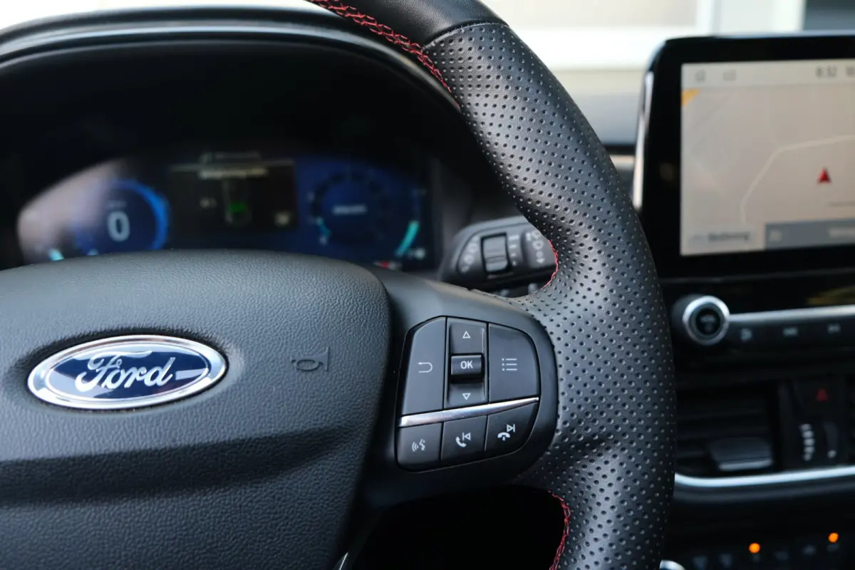 1.0 EcoBoost 155PK ST-Line X AUT Pano Navi Led Cam Pdc