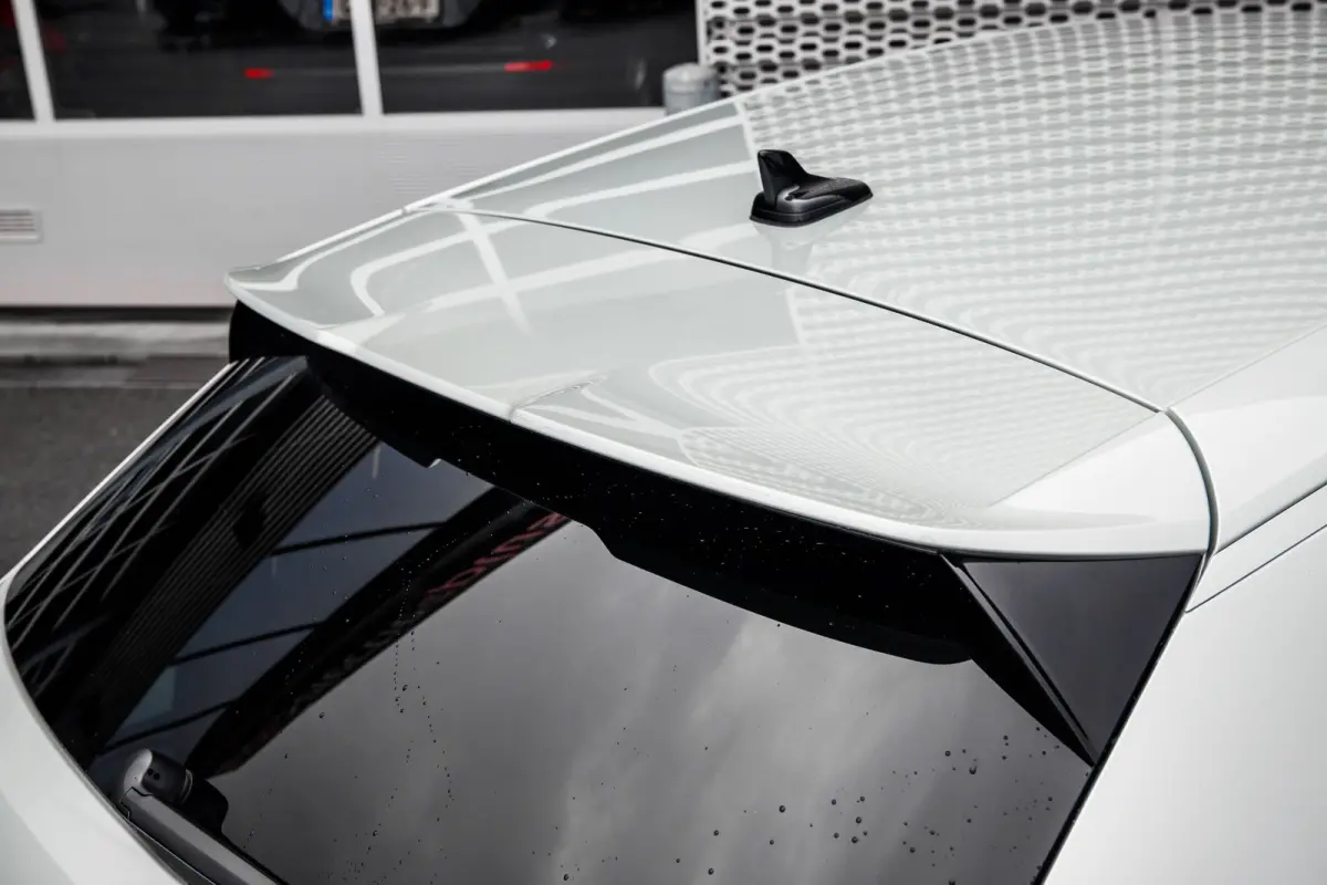25 TFSI S edition | Stoelverwarming | 17" | | Alarm klasse 1(startblokkering) | Apple Carplay/Android Auto|telefoonintegratie premium | Cruise control