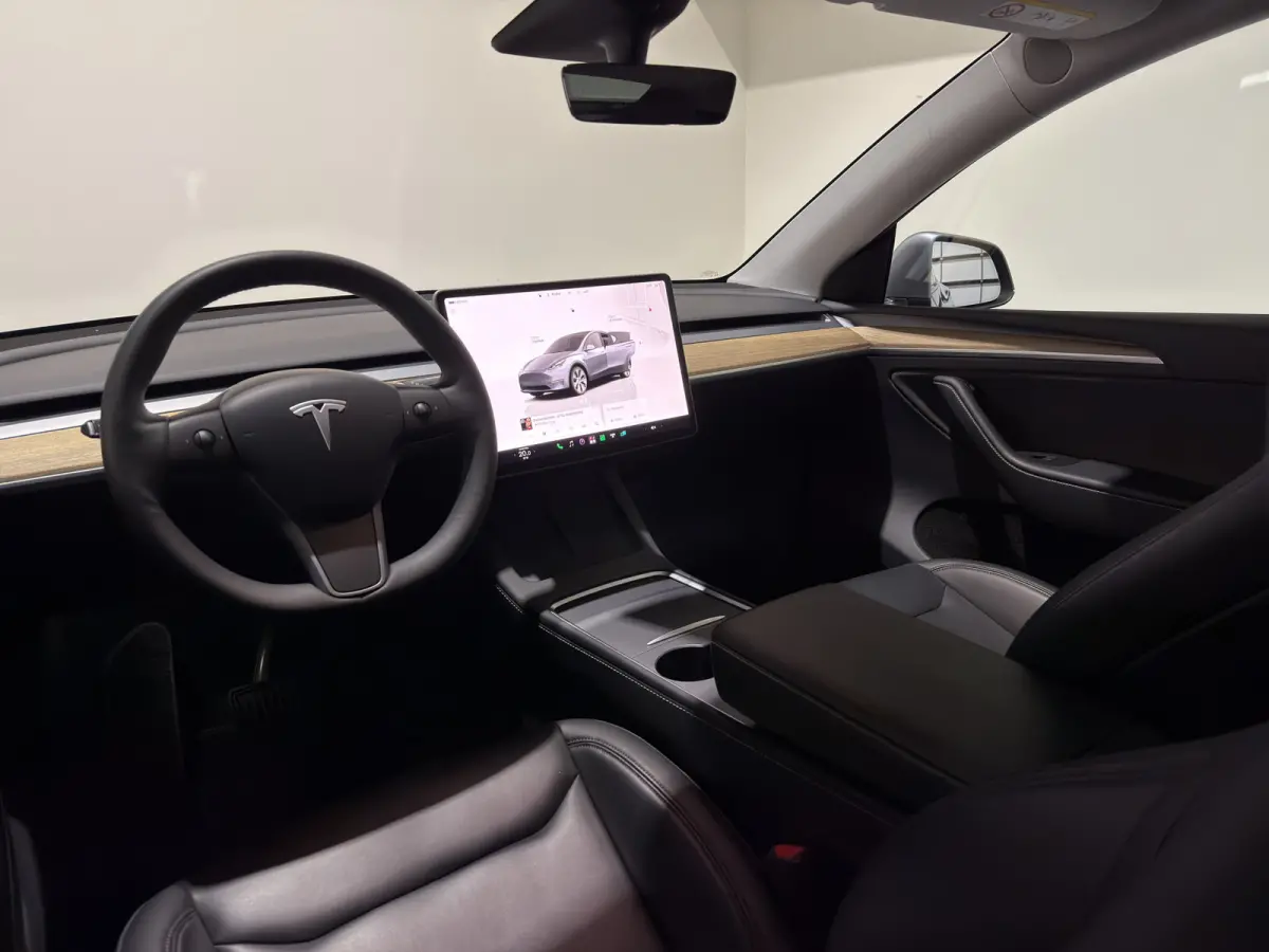 Long Range AWD 75 kWh | ACC | Stoelen verwarmd | Keyless