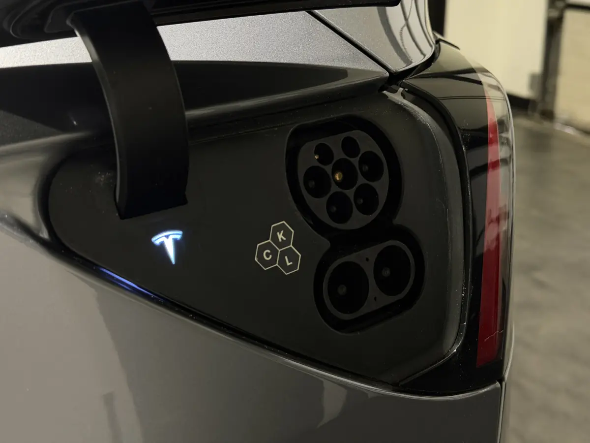 Long Range AWD 75 kWh | ACC | Stoelen verwarmd | Keyless