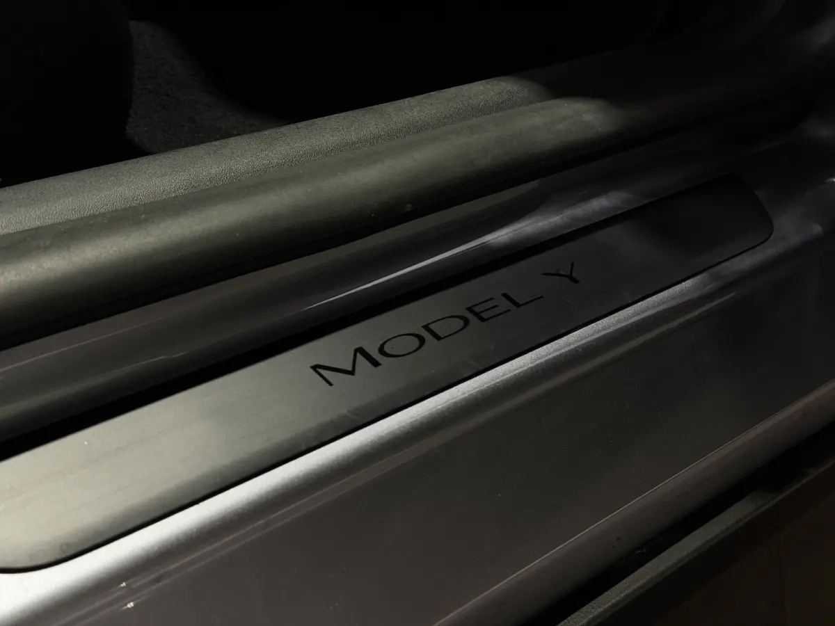Long Range AWD 75 kWh | ACC | Stoelen verwarmd | Keyless