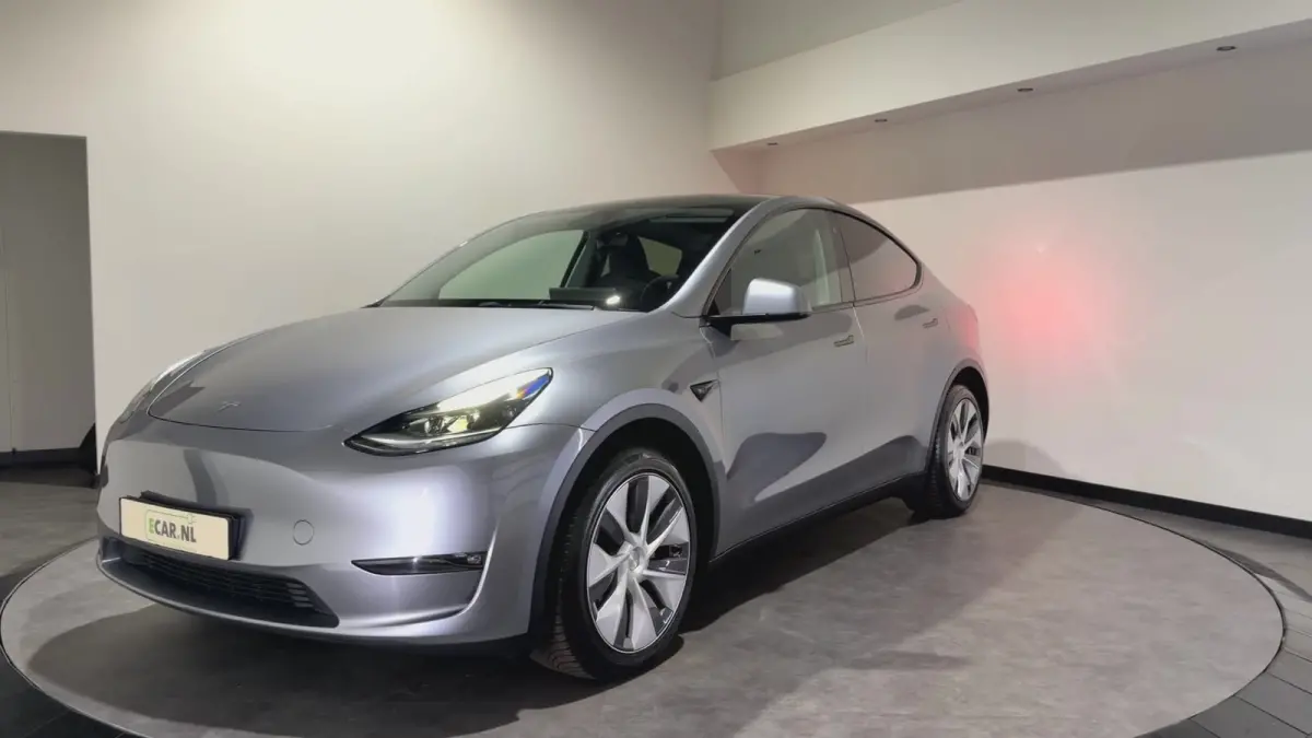Long Range AWD 75 kWh | ACC | Stoelen verwarmd | Keyless