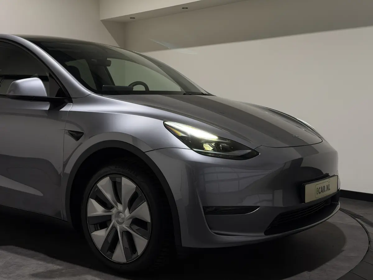 Long Range AWD 75 kWh | ACC | Stoelen verwarmd | Keyless