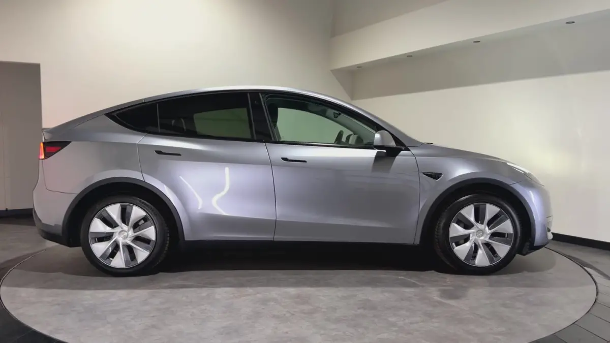 Long Range AWD 75 kWh | ACC | Stoelen verwarmd | Keyless